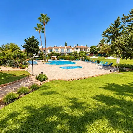 Paradise Gardens 30 - Pool & Private Terrace Paphos